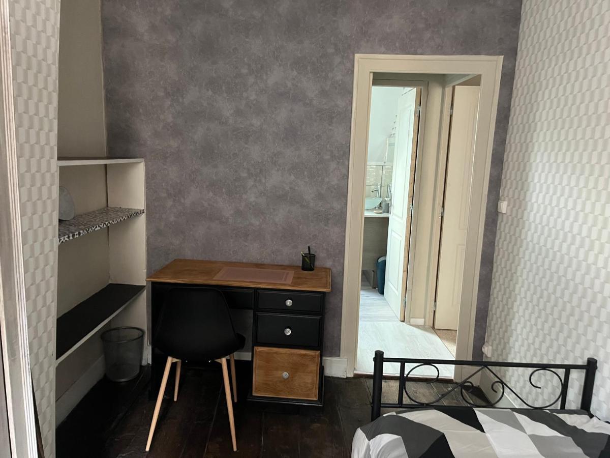 Les Avatars Apartment Saint-Amand-Montrond Exterior photo